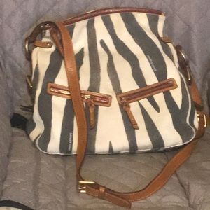Dooney & Bourke Crossbody Large
